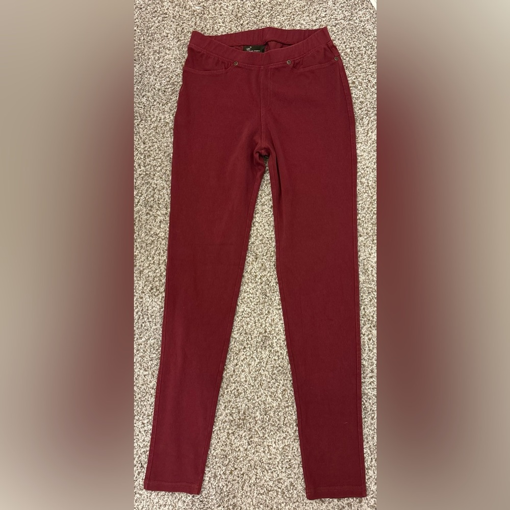 Lildy Burgundy Skinny Denim Jeggings Jeans Womans Size Small/ Medium NWOT